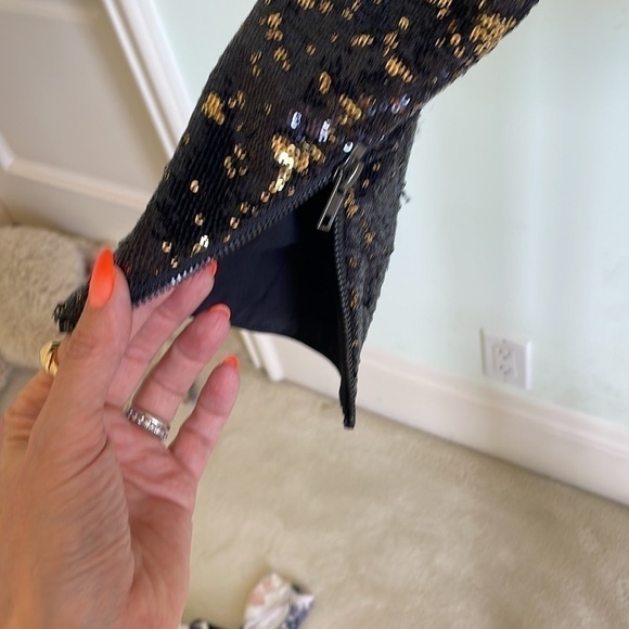 Walter Baker Keisha Black Gold Sequin Jacket - Picture 5 of 8